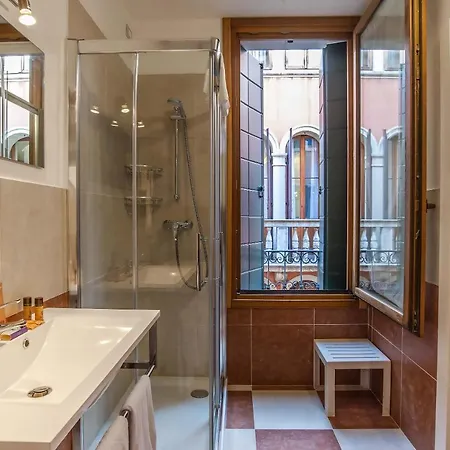 San Luca - Fenice In Appartamento *